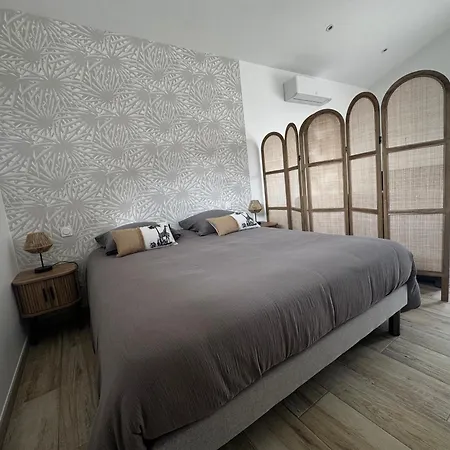 La Pagaille Nyaraló *